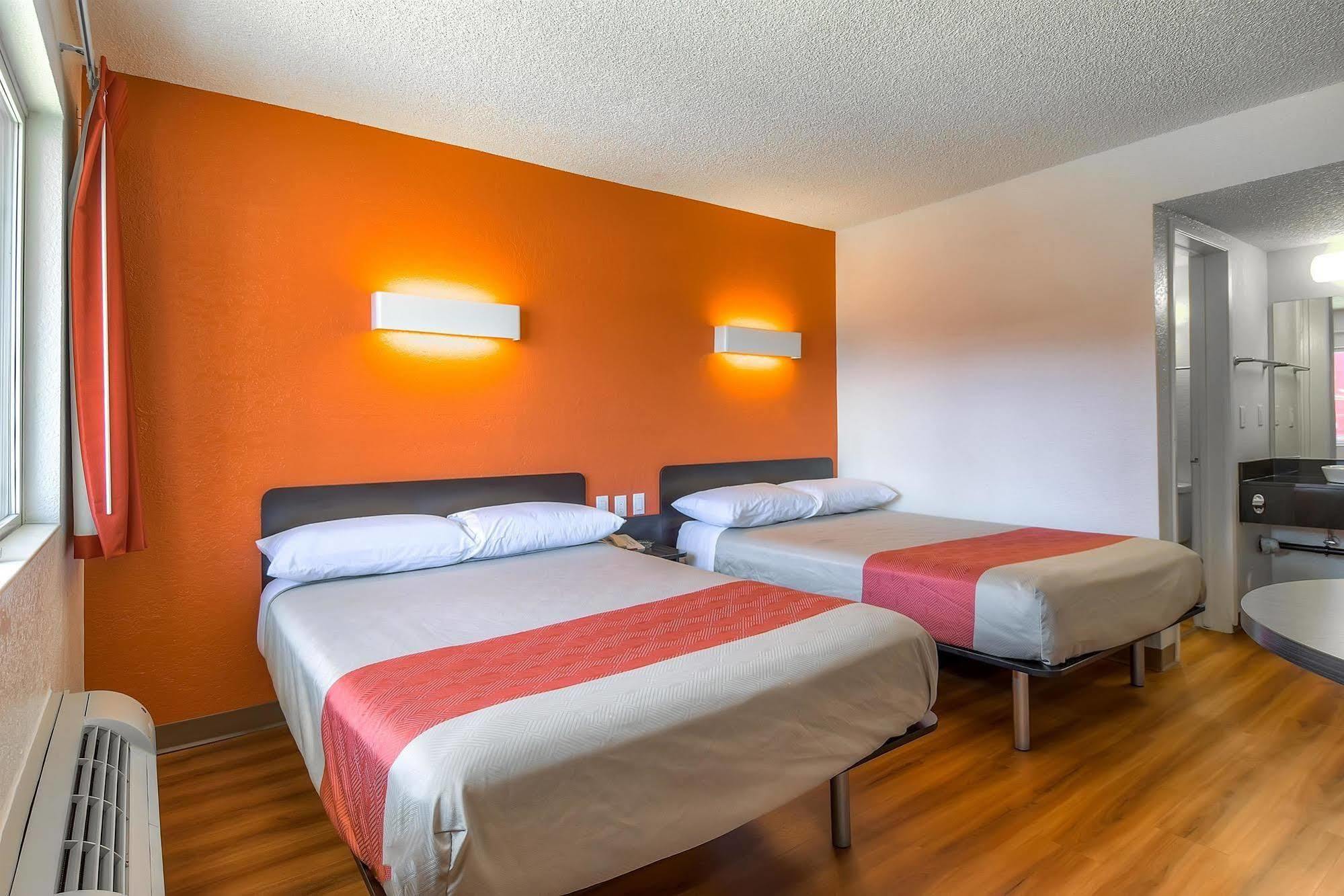 Motel 6-Long Beach, Ca - Los Angeles Eksteriør bilde