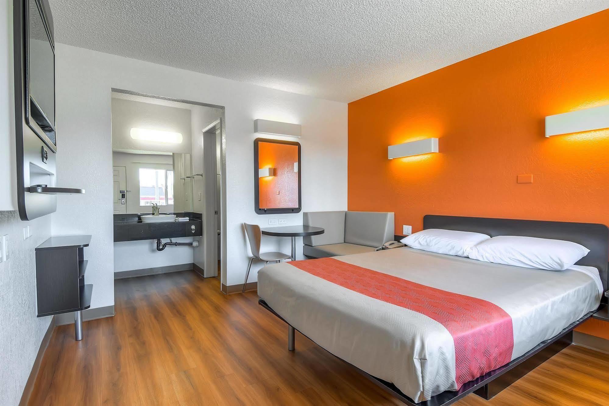 Motel 6-Long Beach, Ca - Los Angeles Eksteriør bilde