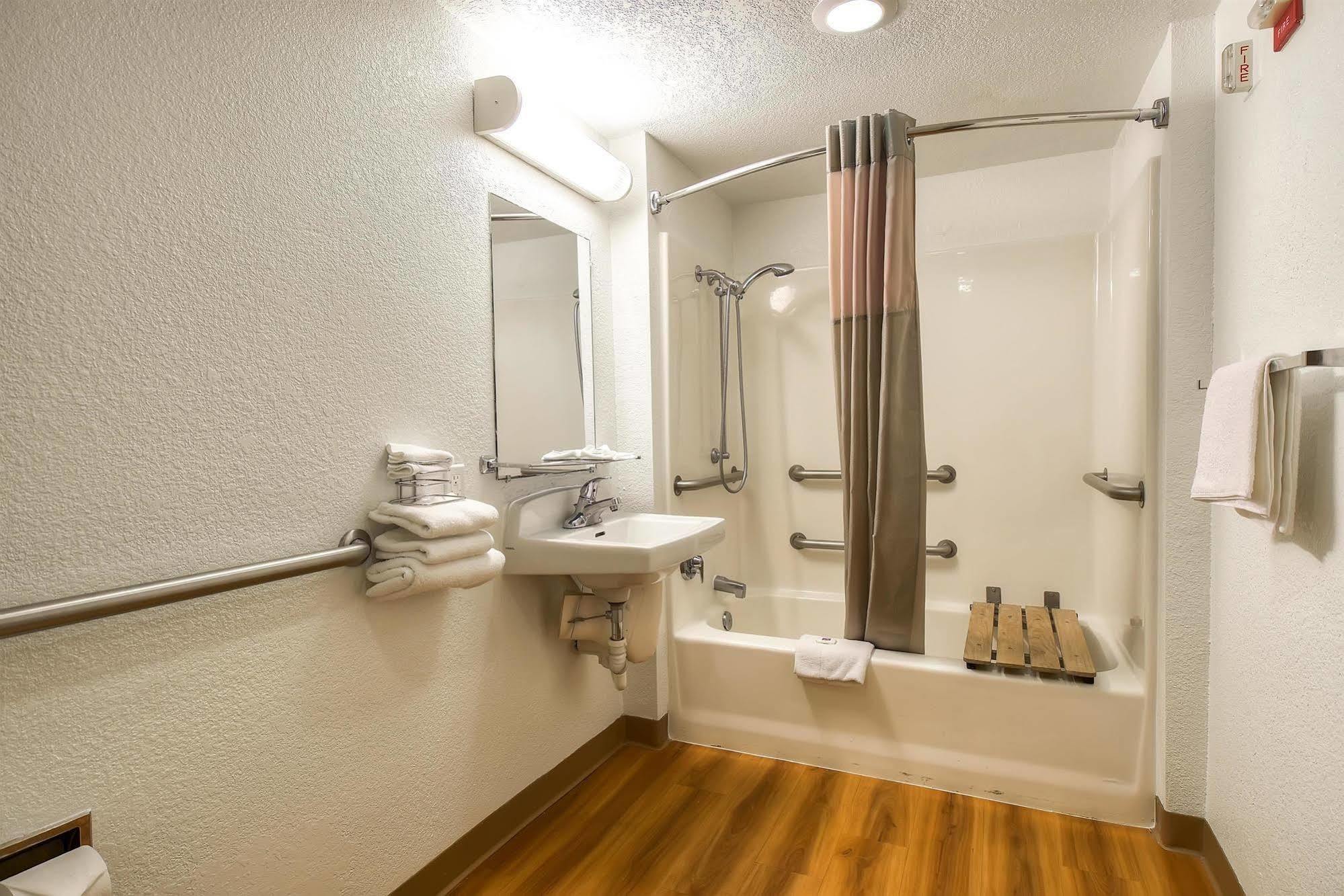 Motel 6-Long Beach, Ca - Los Angeles Eksteriør bilde