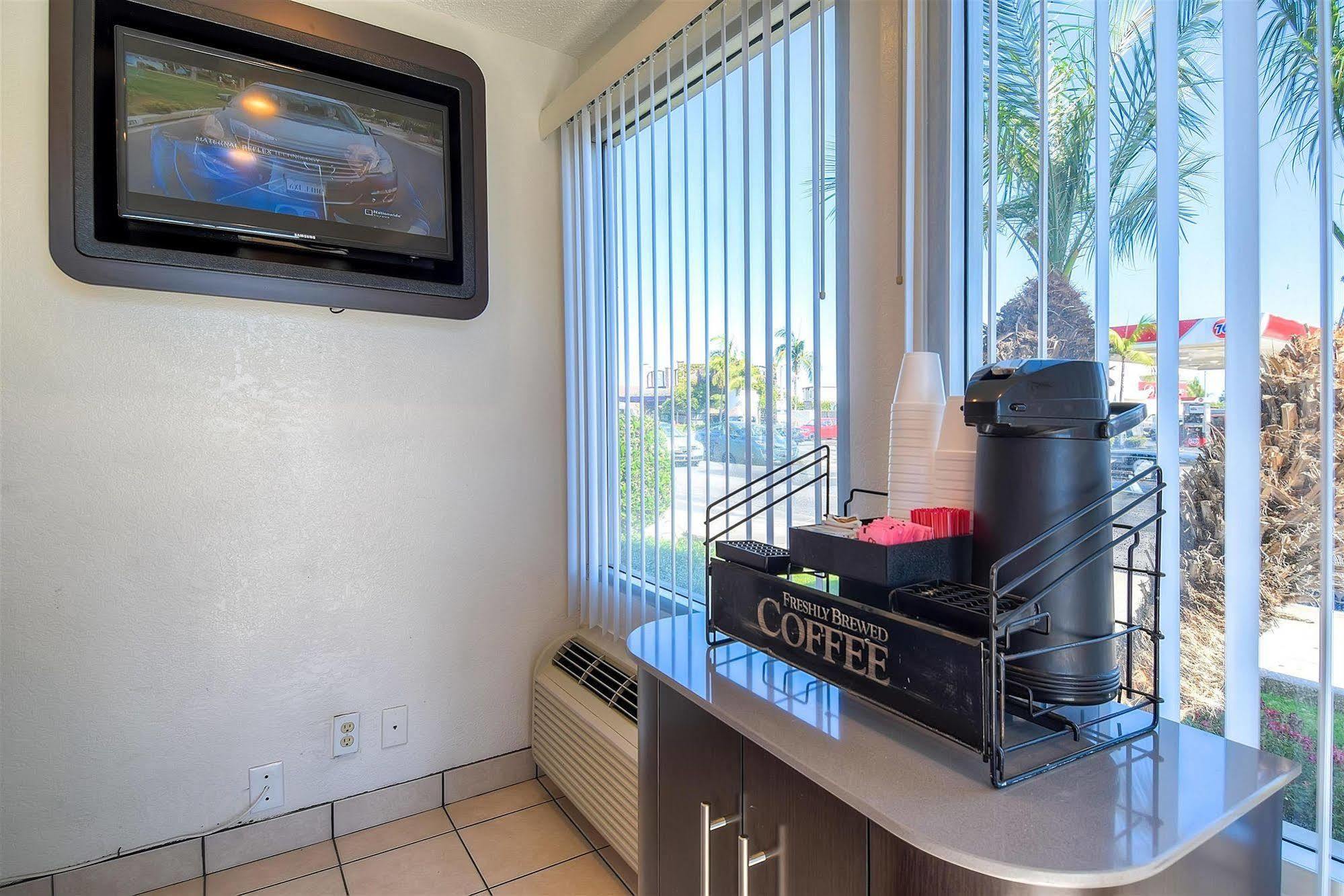 Motel 6-Long Beach, Ca - Los Angeles Eksteriør bilde
